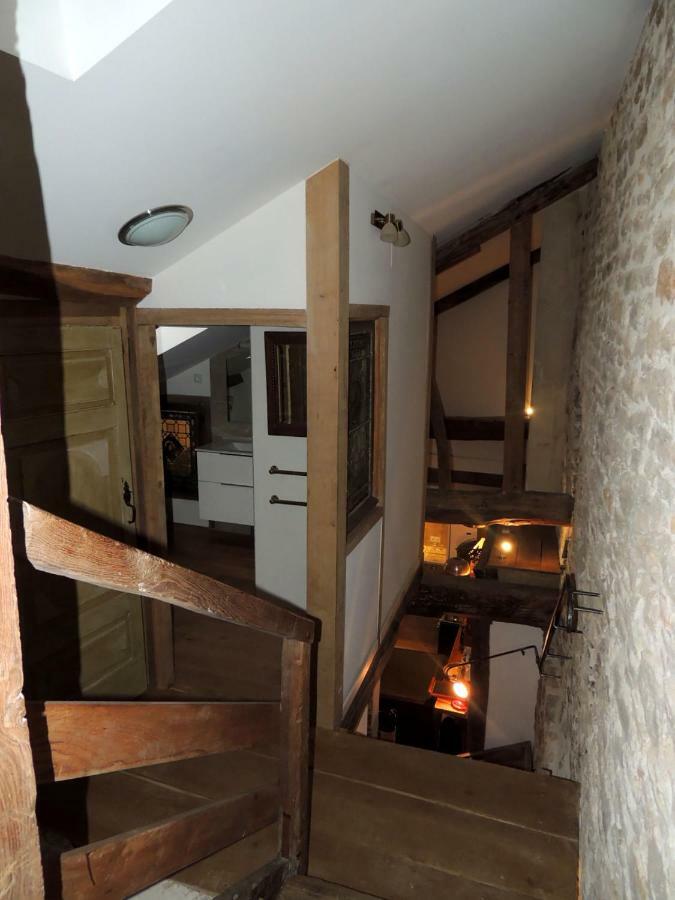Maison Romane 1136 Cluny Esterno foto