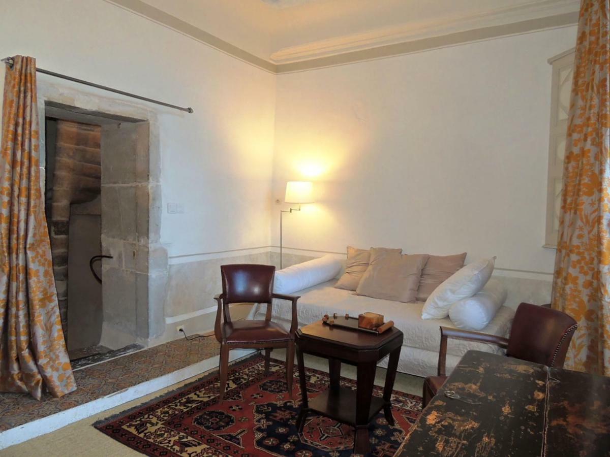 Maison Romane 1136 Cluny Esterno foto