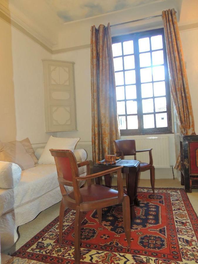 Maison Romane 1136 Cluny Esterno foto